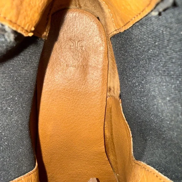 FRYE MELISSA LUG CHELSEA - Picture 10 of 10